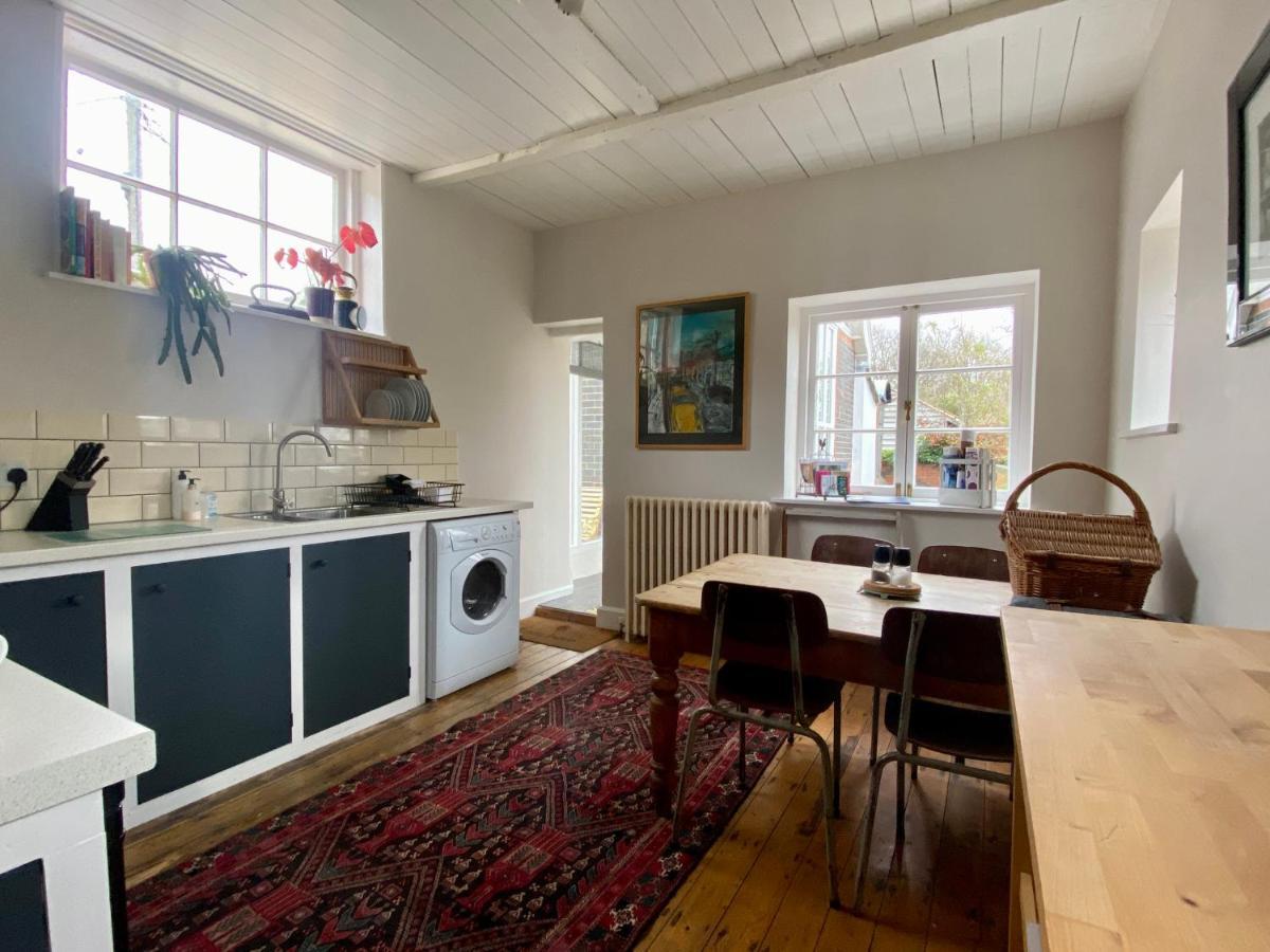 Unique Retreat in Wellow Nr Bath - Private Sauna Extérieur photo